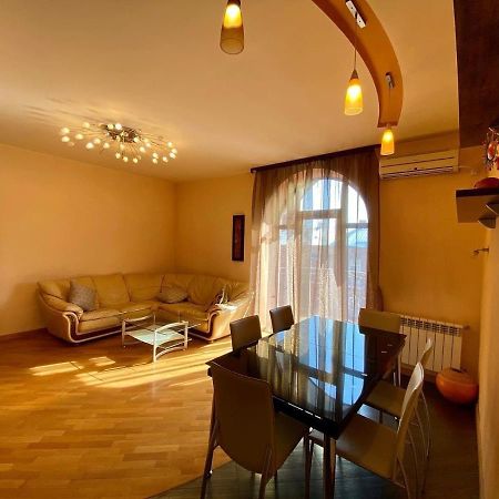 City Center Cute Flat 3 Rooms Ереван Экстерьер фото